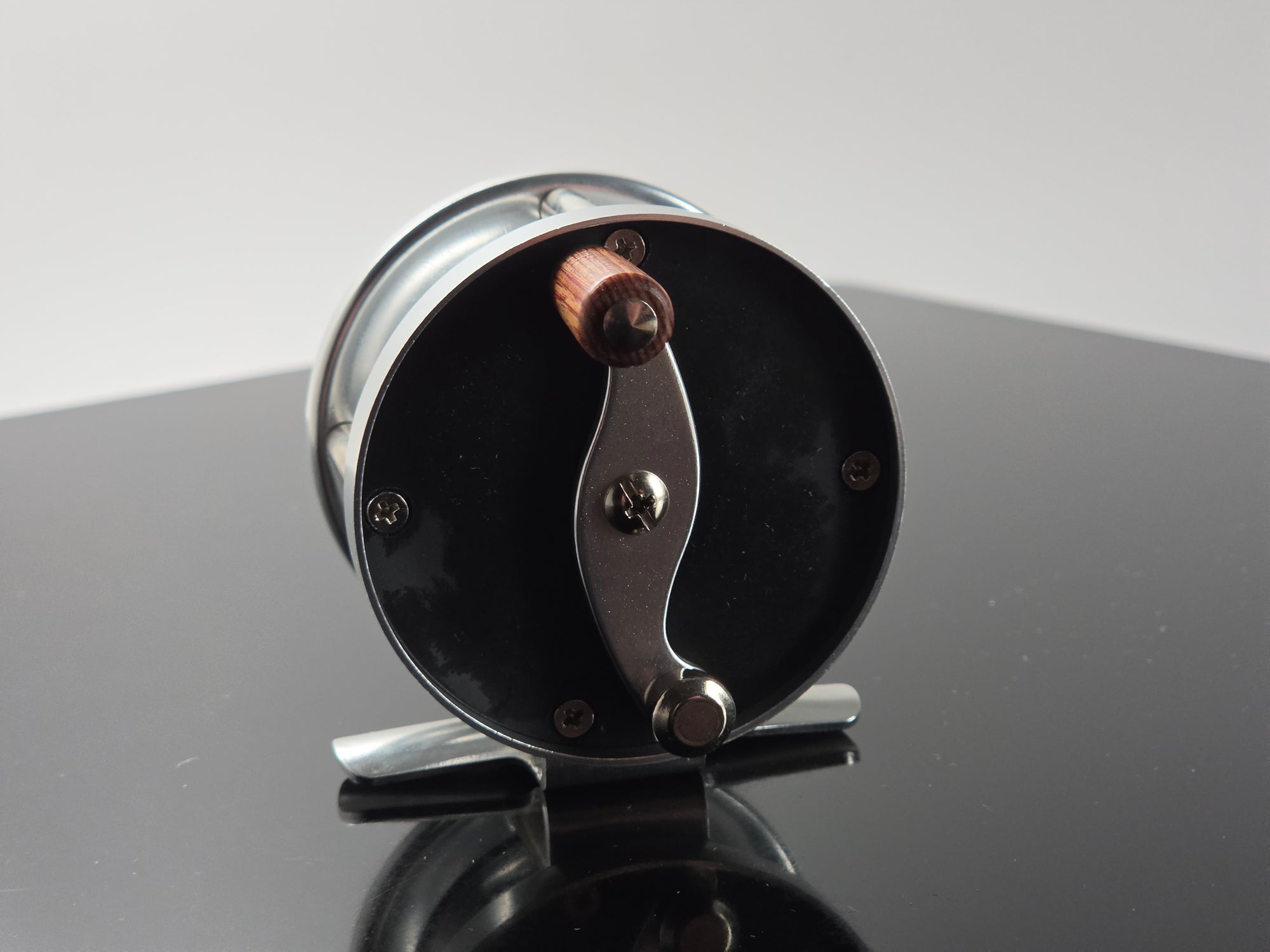 Anglers Roost VH1 Vom Hoffe reproduction single action fly reel front plate S-curve handle wood knob